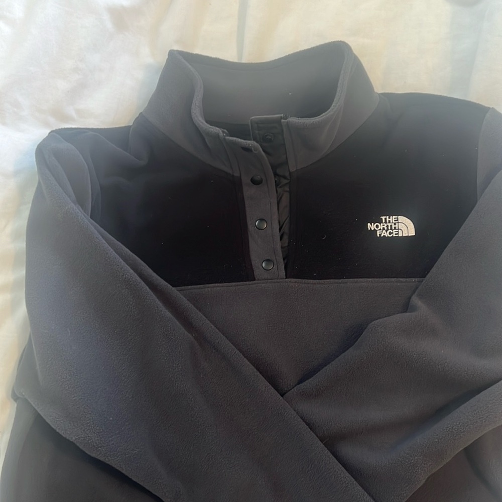 North Face 1/4 snap pullover